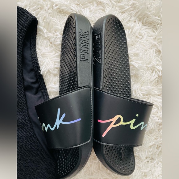 Pink slides & swimsuit - Picture 5 of 5